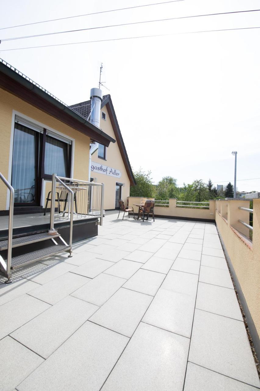 Landgasthof Adler Utzmemmingen Exteriér fotografie